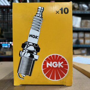 หัวเทียน NGK  KR6A-10